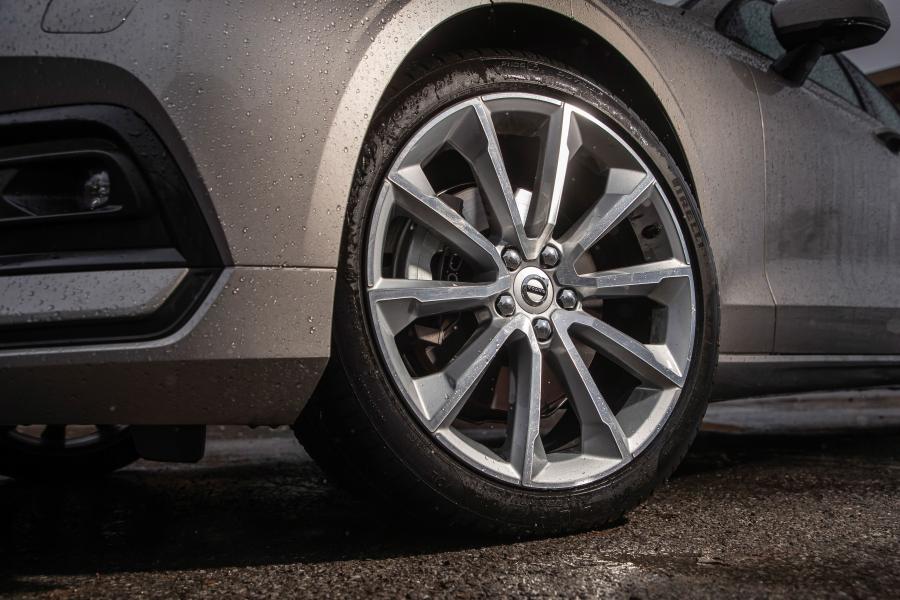 Колеса Volvo S60 T5 Momentum 2018 года  (NA) (фото 28 из 41)